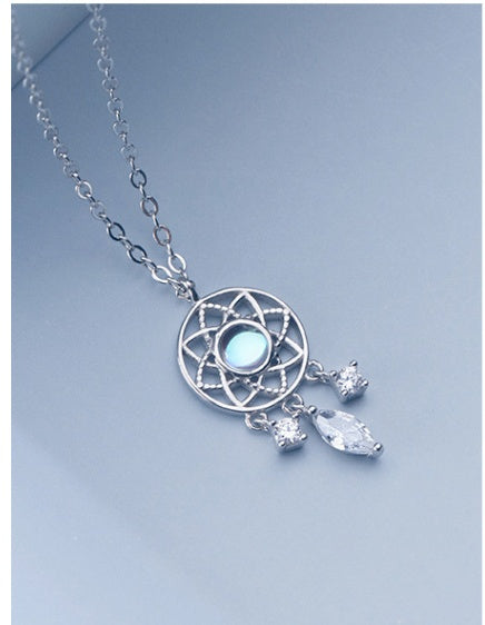 Retro Dream Catcher Pendant Necklace | KAH Jewelry