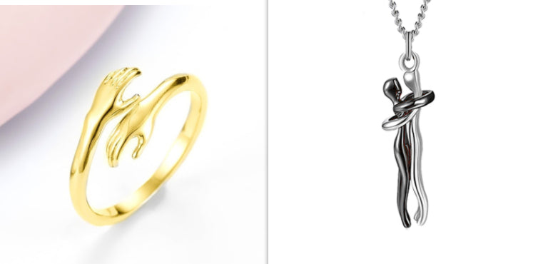 Hands Hug Adjustable Ring