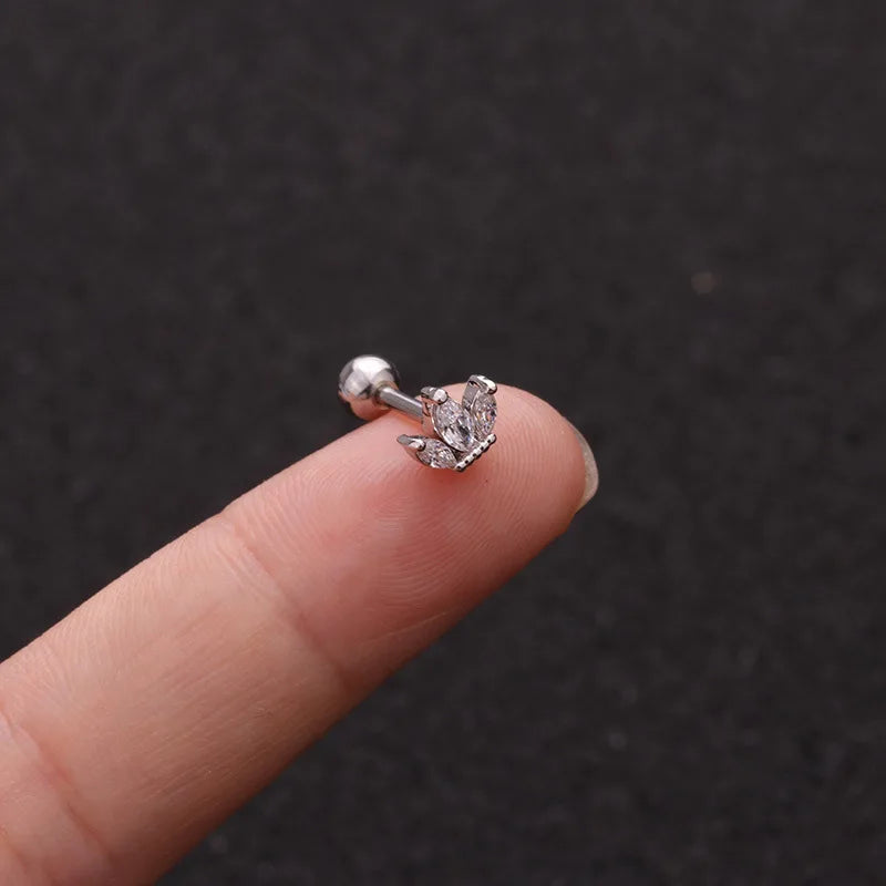 Crystal Flower Tragus Stud – 16G Cartilage Piercing