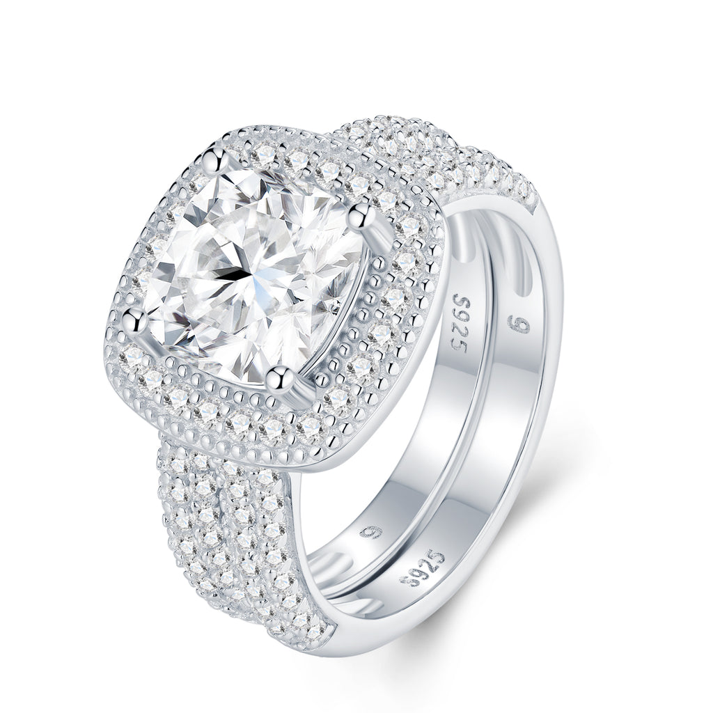 Engraved With Top-quality Moissanite, This Luxurious And Fashionable Minimalist Jewelry Set Features Exquisite Silver Accessories For Ladies. Made Of